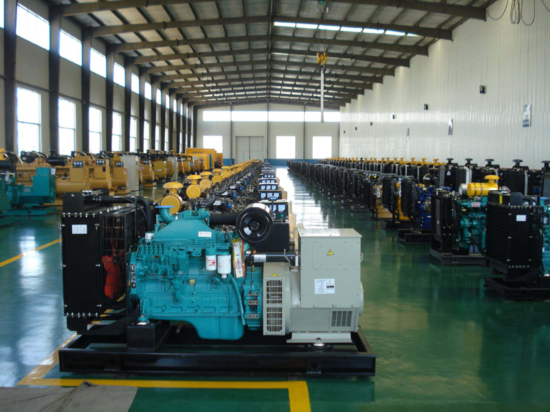 浦城租赁发电机-柴油发电机组冒蓝烟、冒黑烟、冒白烟故障分析