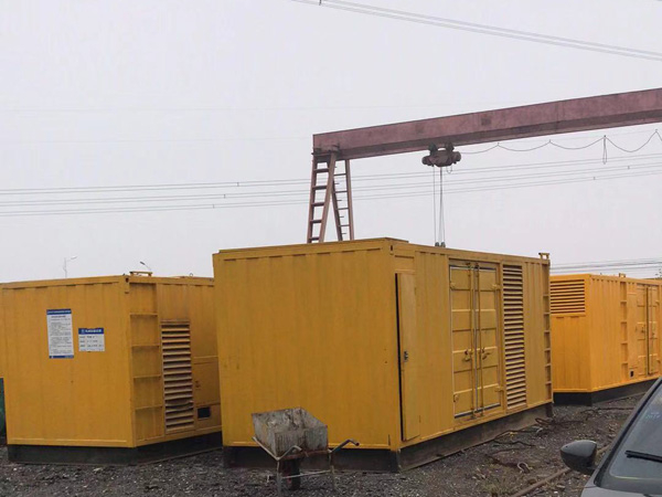 浦城100kw柴油发电机组每小时油耗？